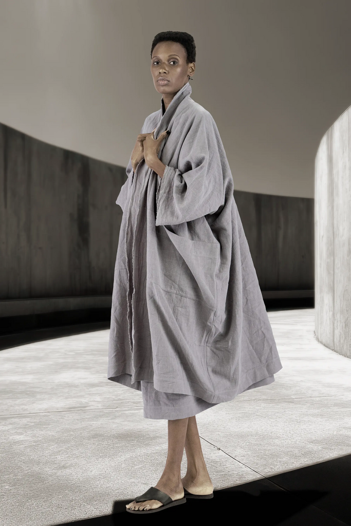 KAYIKO – Avantgarde Designer Mode aus Wien, Österreich – Avant-Garde Designer Fashion from Vienna, Austria
